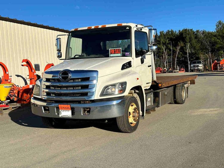2014 HINO Ramp Truck
