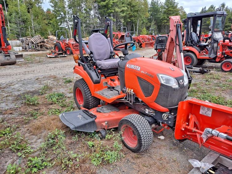 2018 Kubota BX2680RV60 Sub-Compact Tractor With Mower and Snow Blower – 75588U