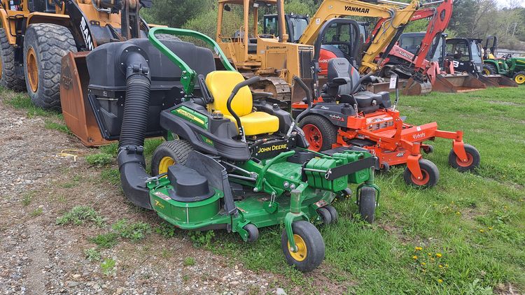 John Deere Z915E ZTrak Zero-Turn Mower