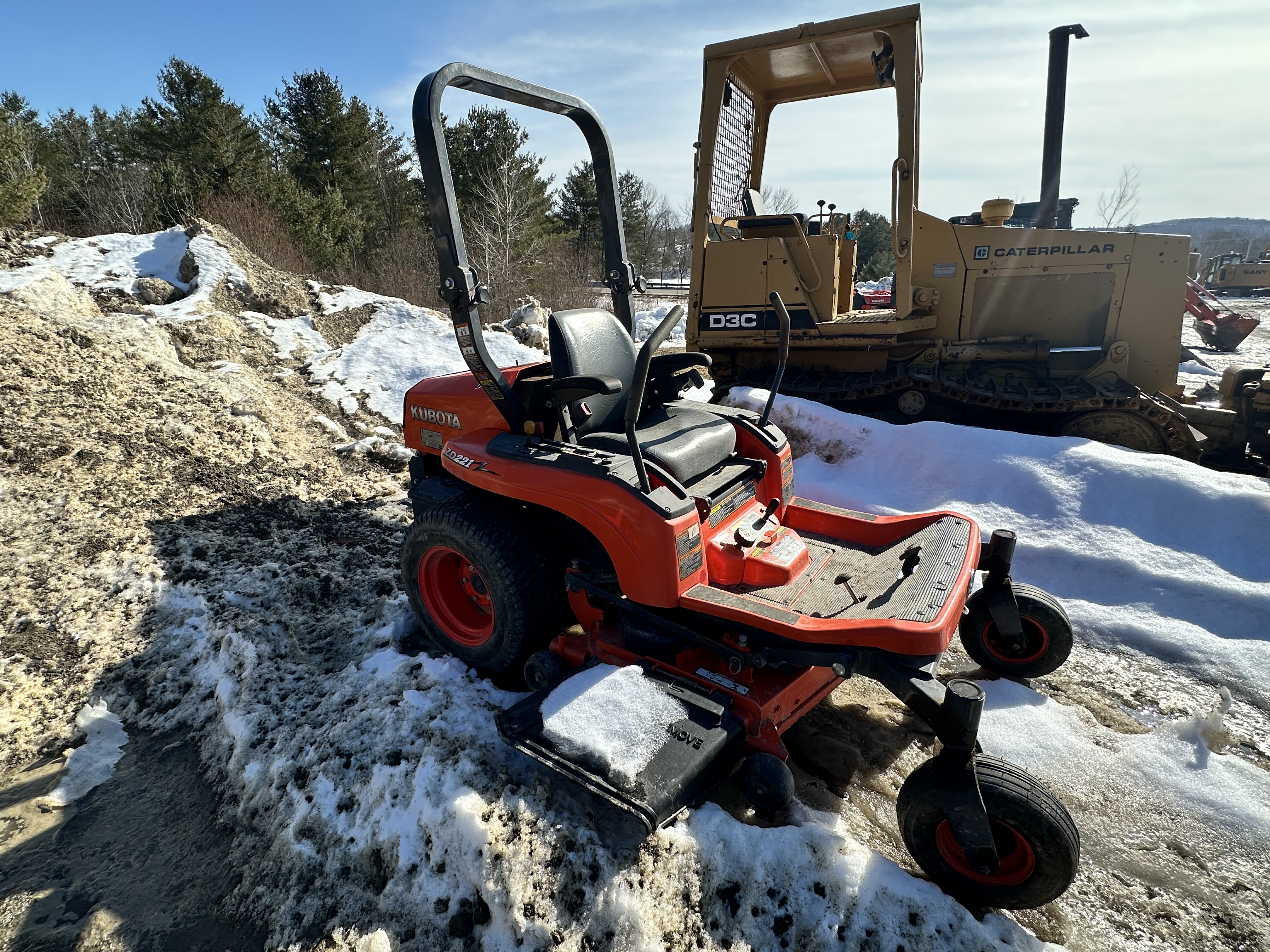2012 KUBOTA ZD221-48 CONW:21HP Zero Turn Mower 48 IN Deck - Union